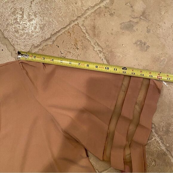 Tunic NWOT Beige Top Sz M - Picture 5 of 6